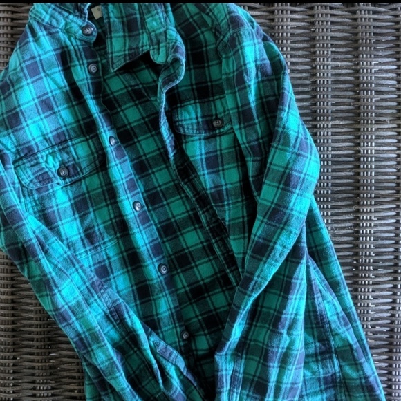🔥 Button Down Flannel - Picture 4 of 5